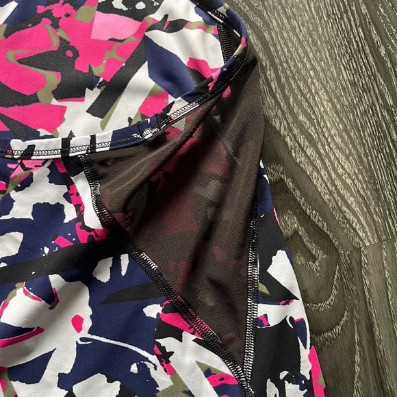 Lululemon Tank - Picture 4 of 4